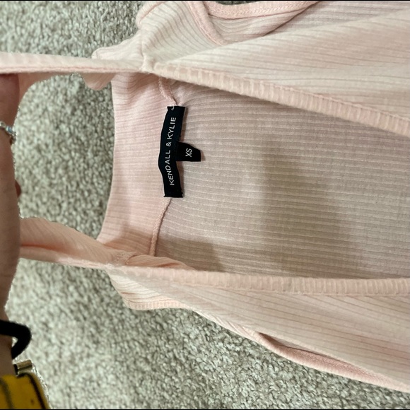 KENDALL&KYLIE•PINK TOP - Picture 2 of 3